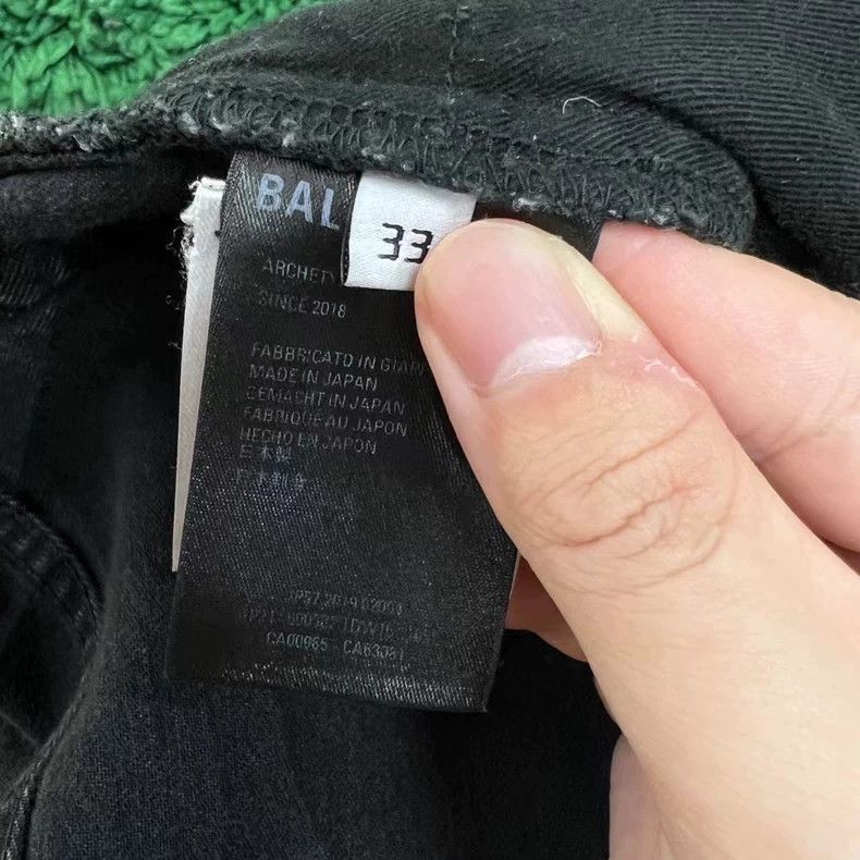 Balenciaga Balenciaga Black Gray Washed Denim Jeans - dmc Size US 33 - 7 Thumbnail