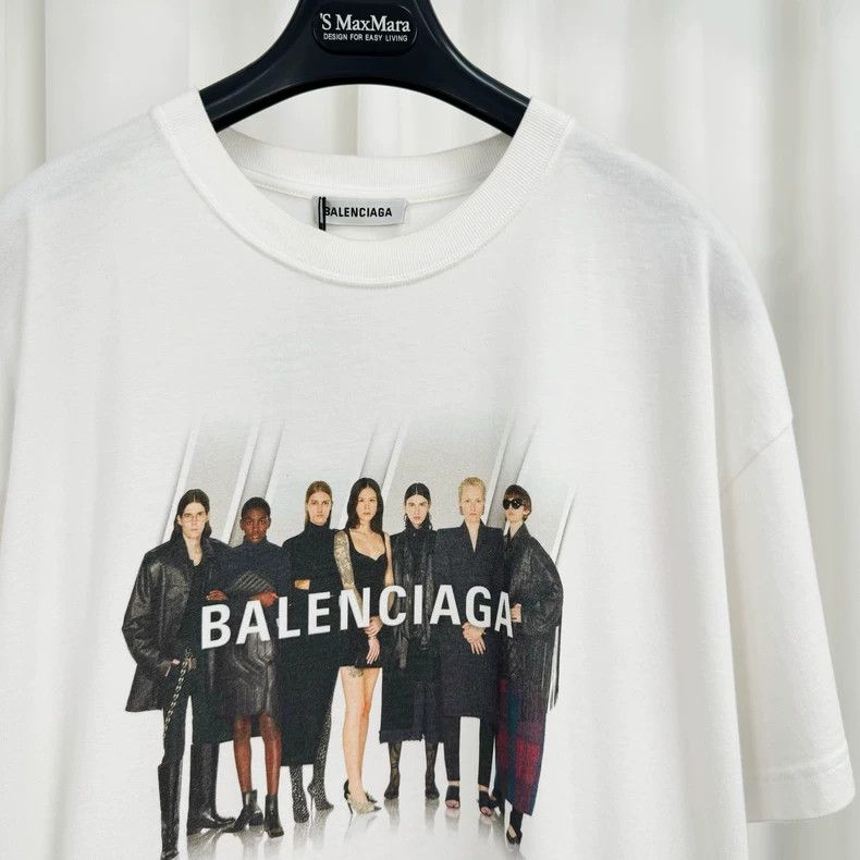 Balenciaga Balenciaga White Portrait Print Short Sleeve - dmc Size US S / EU 44-46 / 1 - 2 Thumbnail
