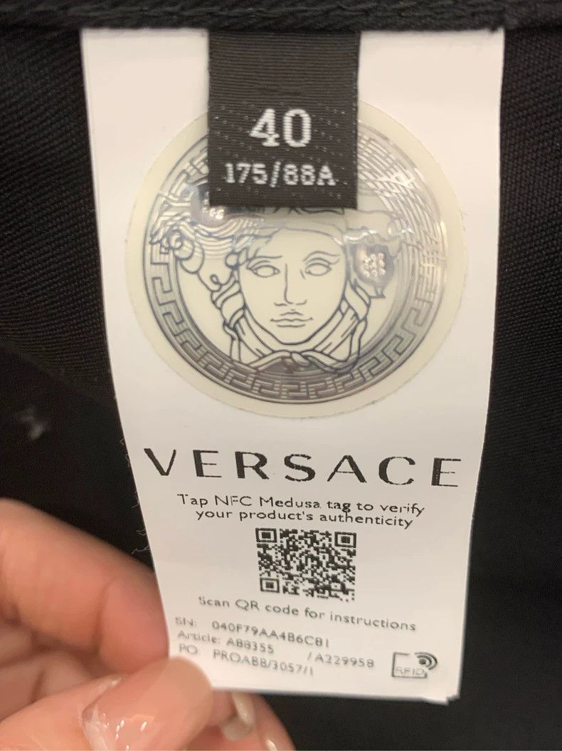 Versace Versace Printed Denim Jacket - dmc Size US L / EU 52-54 / 3 - 3 Thumbnail