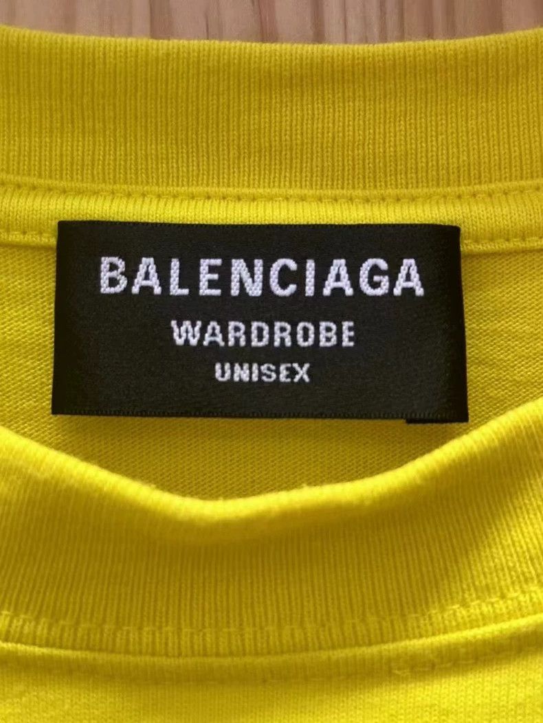 Balenciaga Balenciaga Yellow Logo Short Sleeve T-shirt - dmc Size US S / EU 44-46 / 1 - 3 Thumbnail