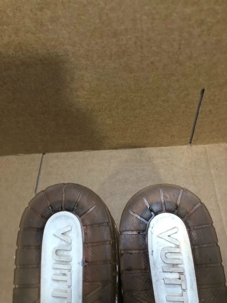 Louis Vuitton Louis Vuitton Casual Sneakers Size 7 - dmc Size US 7 / EU 40 - 9 Thumbnail