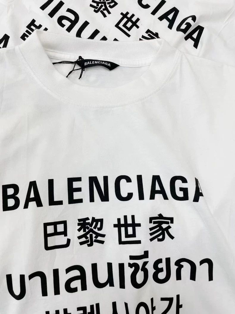 Balenciaga Balenciaga Oversized Cotton Short Sleeve T-Shirt - dmc Size US S / EU 44-46 / 1 - 4 Thumbnail