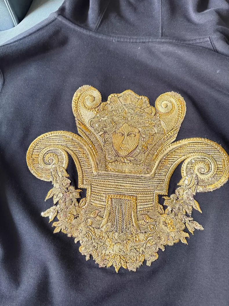 Versace Versace Men's Dark Gray Hoodie Sweatshirt - dmc Size US L / EU 52-54 / 3 - 5 Thumbnail