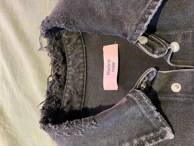 Martine Rose Martine Rose SS24 Distressed Denim Jacket - dmc Size US S / EU 44-46 / 1 - 7 Thumbnail