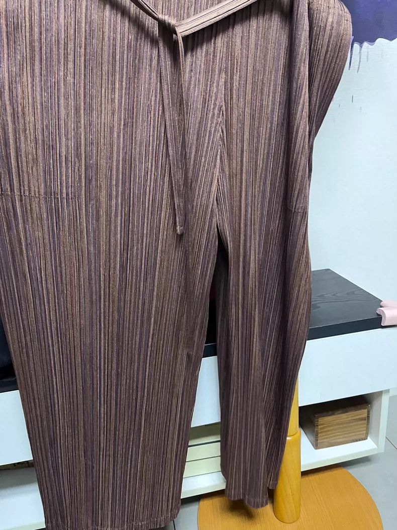 Issey Miyake Issey Miyake Pleated Two-Tone Jumpsuit - dmc Size US 30 / EU 46 - 2 Thumbnail