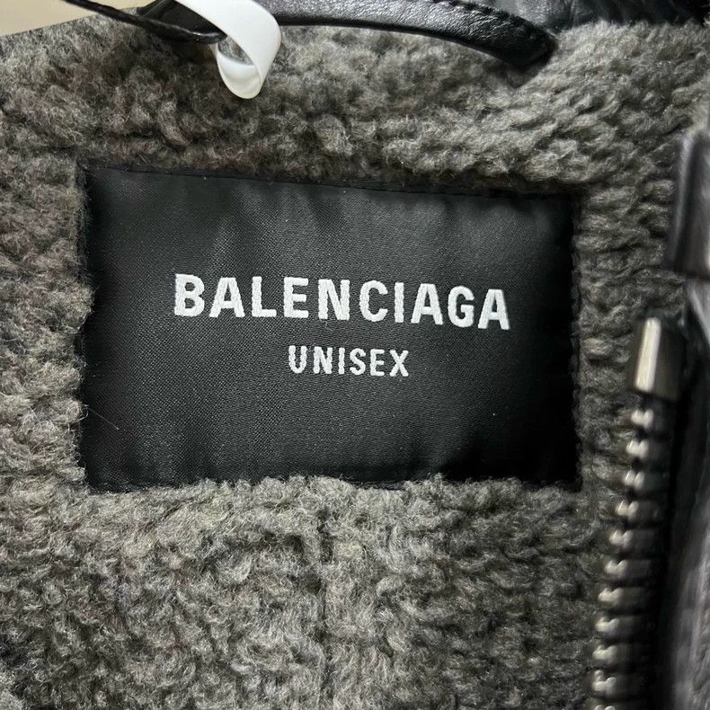 Balenciaga Balenciaga Shearling Hooded Jacket - dmc Size US M / EU 48-50 / 2 - 3 Thumbnail