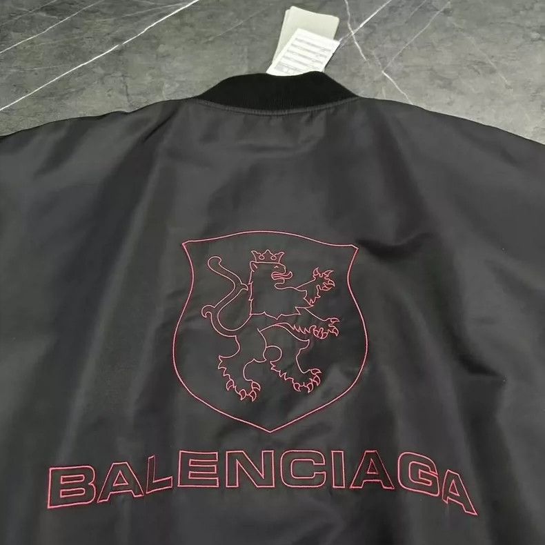 Balenciaga Balenciaga Manchester United Bomber Jacket - dmc Size US XS / EU 42 / 0 - 7 Thumbnail