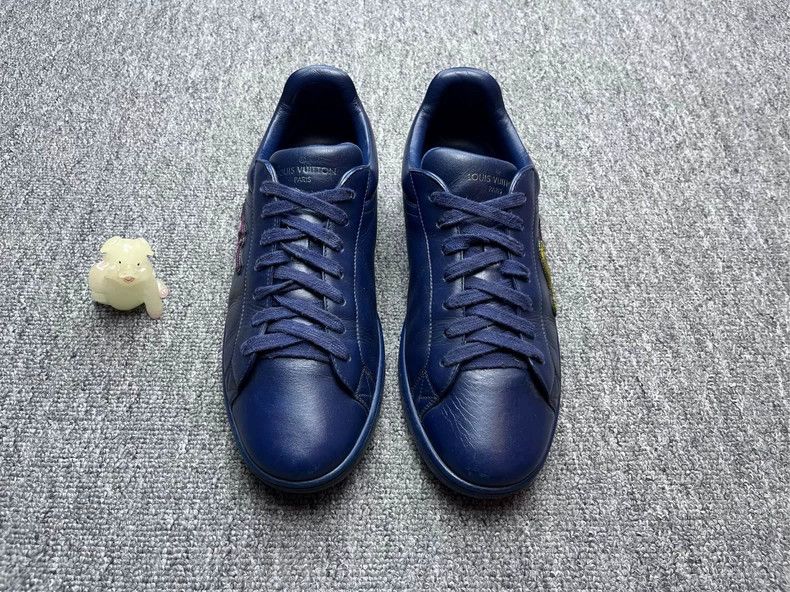 Louis Vuitton Louis Vuitton Embroidered Lowtop Sneakers - dmc Size US 5.5 / EU 38 - 2 Thumbnail