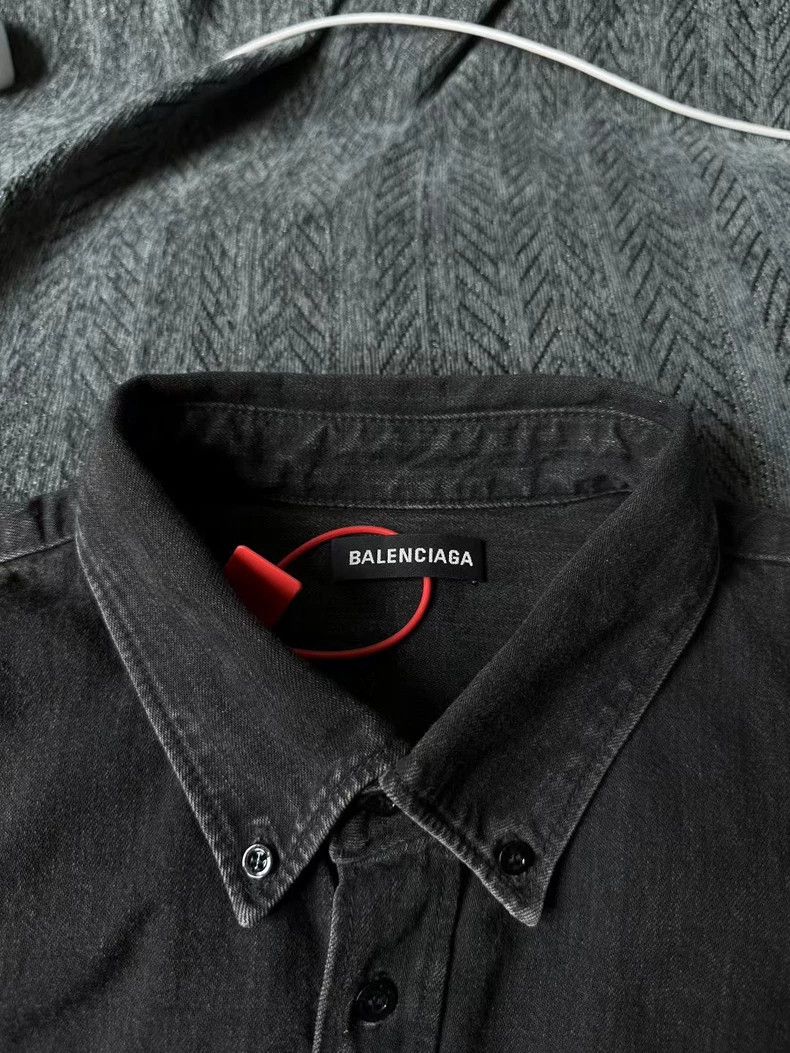 Balenciaga Balenciaga Denim Short Sleeve Shirt - dmc Size US M / EU 48-50 / 2 - 3 Thumbnail