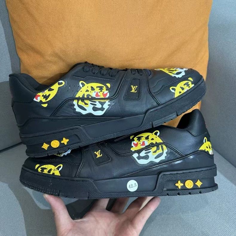 Louis Vuitton Louis Vuitton LV Trainer Nigo Tiger Shoes - dmc Size US 9.5 / EU 42-43 - 6 Thumbnail