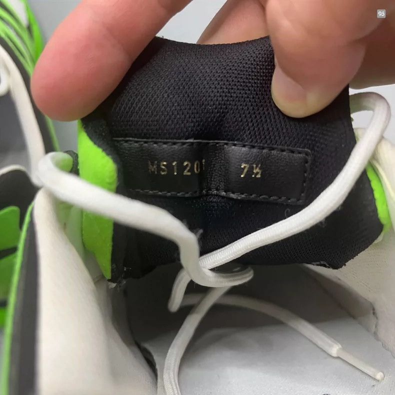Louis Vuitton Louis Vuitton Runner Tatic Green Sneakers - dmc Size US 8.5 / EU 41-42 - 4 Thumbnail