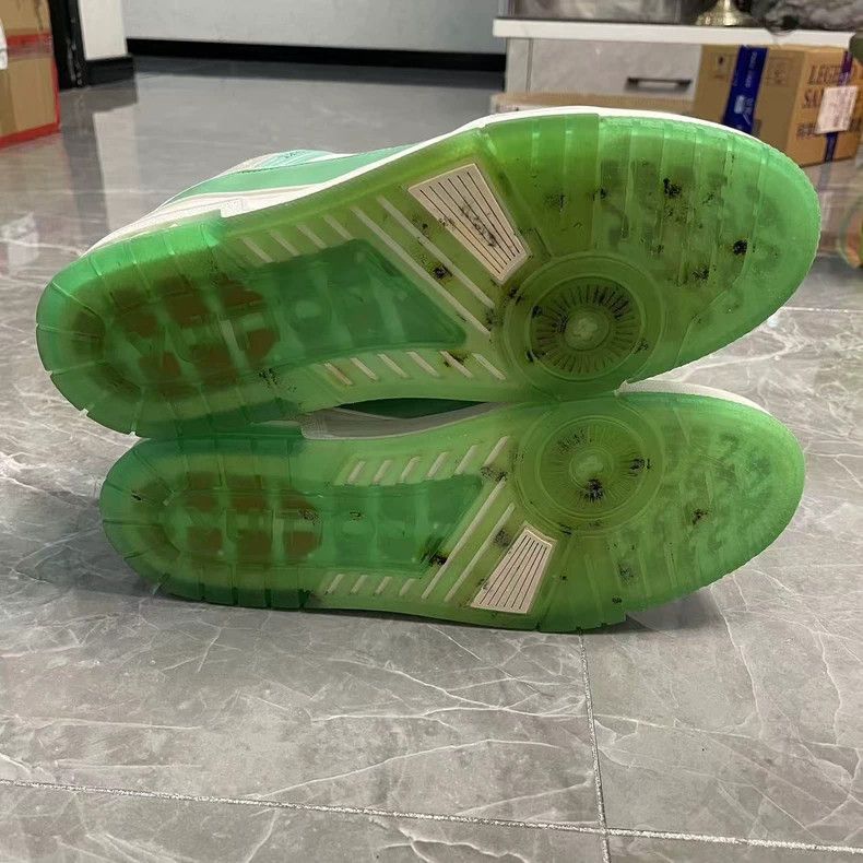 Louis Vuitton Louis Vuitton Trainer Green Sneakers - dmc Size US 9.5 / EU 42-43 - 7 Thumbnail