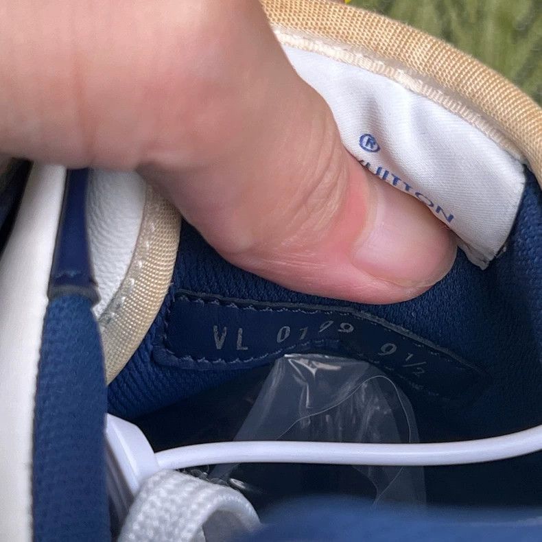 Louis Vuitton LV Trainer White Blue Casual Sneakers - dmc Size US 9.5 / EU 42-43 - 8 Thumbnail