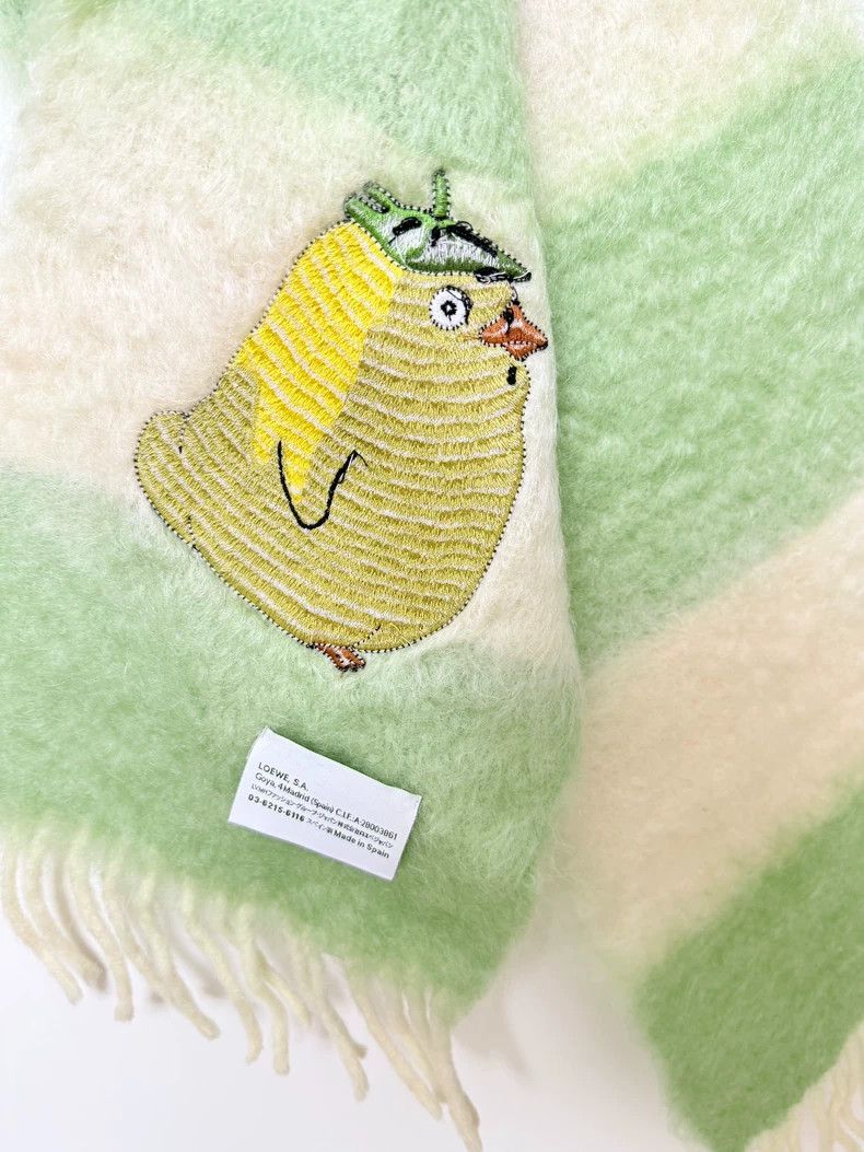 Loewe Loewe x Spirited Away Chick Embroidery Scarf - dmc Size ONE SIZE - 3 Thumbnail