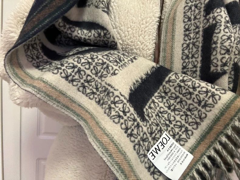 Loewe LOEWE Logo Pattern Wool Scarf - dmc Size ONE SIZE - 3 Thumbnail
