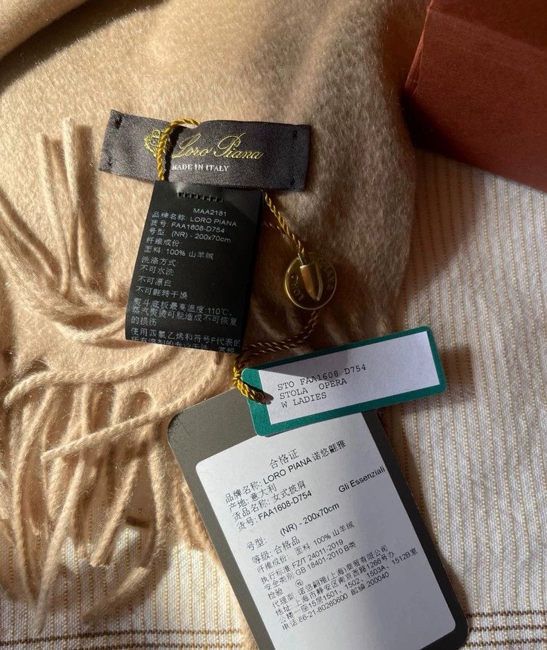 Loro Piana Loro Piana Pure Cashmere Scarf Shawl - dmc Size ONE SIZE - 6 Thumbnail