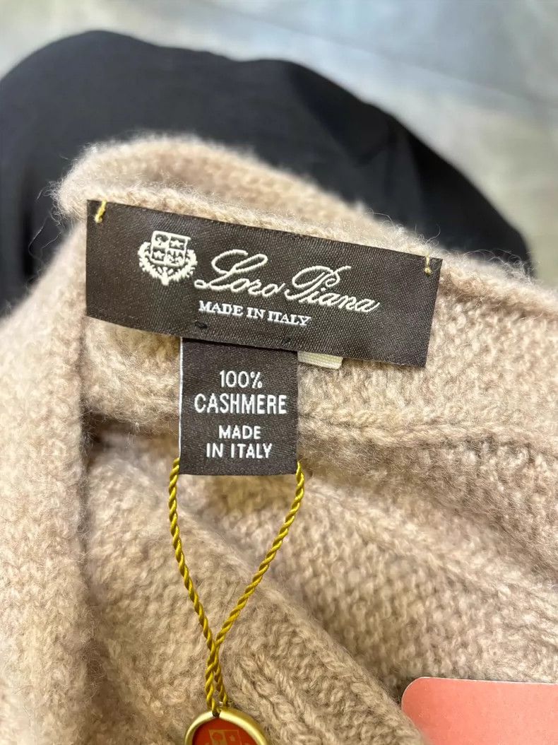 Loro Piana Loro Piana 100% Cashmere Scarf - dmc Size ONE SIZE - 3 Thumbnail