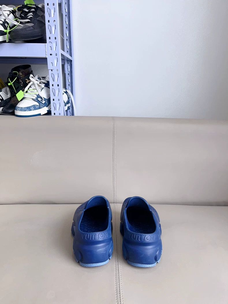 Louis Vuitton Louis Vuitton LV Shark Blue Slippers - dmc Size US 9.5 / EU 42-43 - 5 Thumbnail
