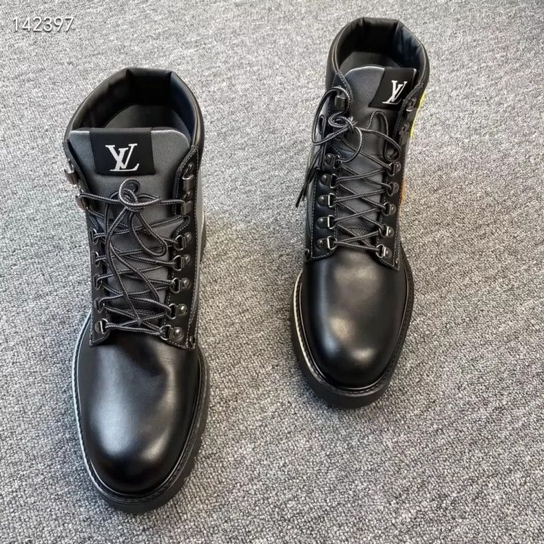 Louis Vuitton LV Limited Edition Badge Leather Boots - dmc Size US 9.5 / EU 42-43 - 4 Thumbnail