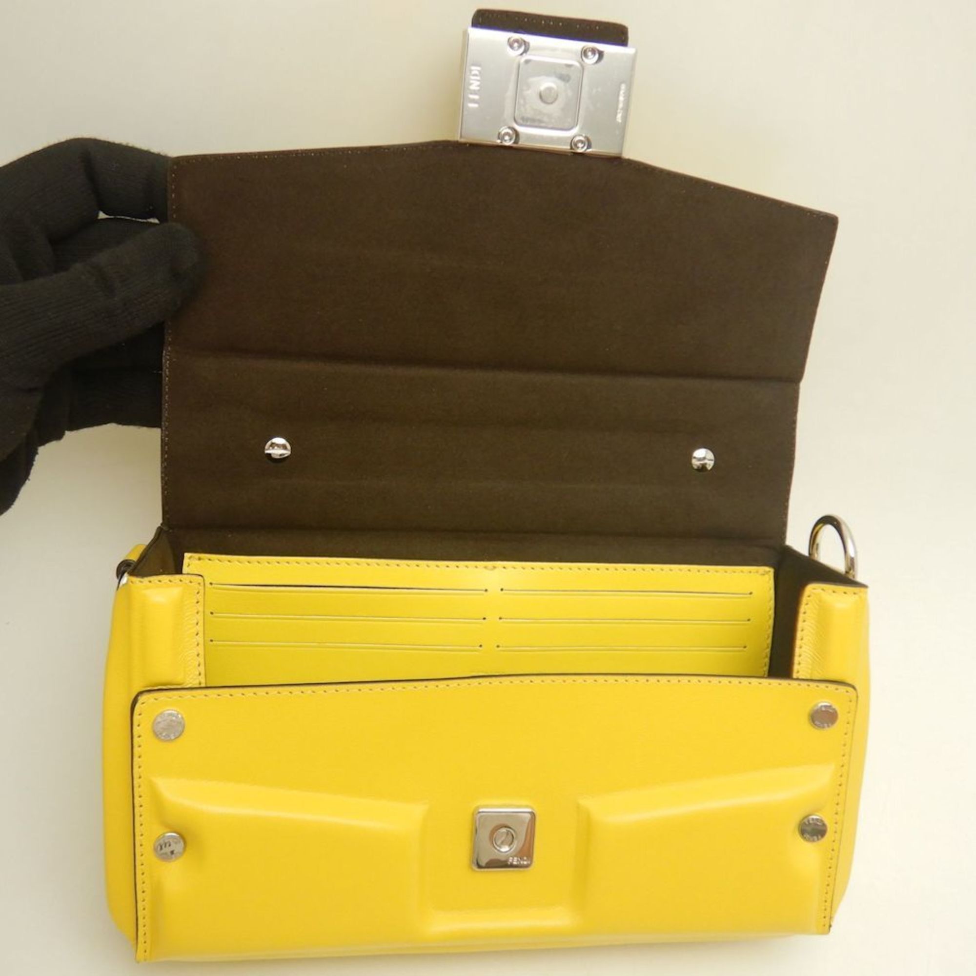 Fendi FENDI Bucket Soft Trunk 7VA565 Shoulder Bag in Yellow Leather, Women's, 253059 Size ONE SIZE - 8 Thumbnail