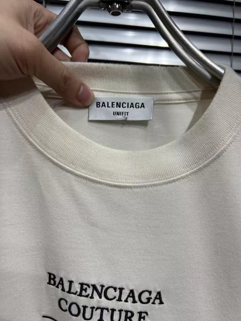 Balenciaga Balenciaga Embroidered Logo Short Sleeve Tee - dmc Size US XXS / EU 40 - 3 Thumbnail