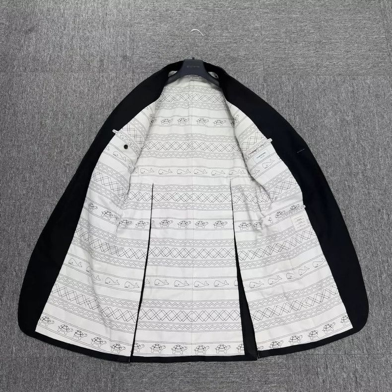 Thom Browne Thom Browne Wool Coat with Embroidery - dmc Size US L / EU 52-54 / 3 - 3 Thumbnail
