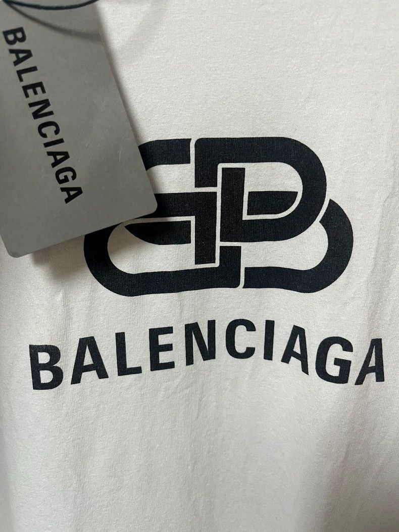 Balenciaga Balenciaga Classic White Lock Buckle SS18 Tee - dmc Size US S / EU 44-46 / 1 - 4 Thumbnail