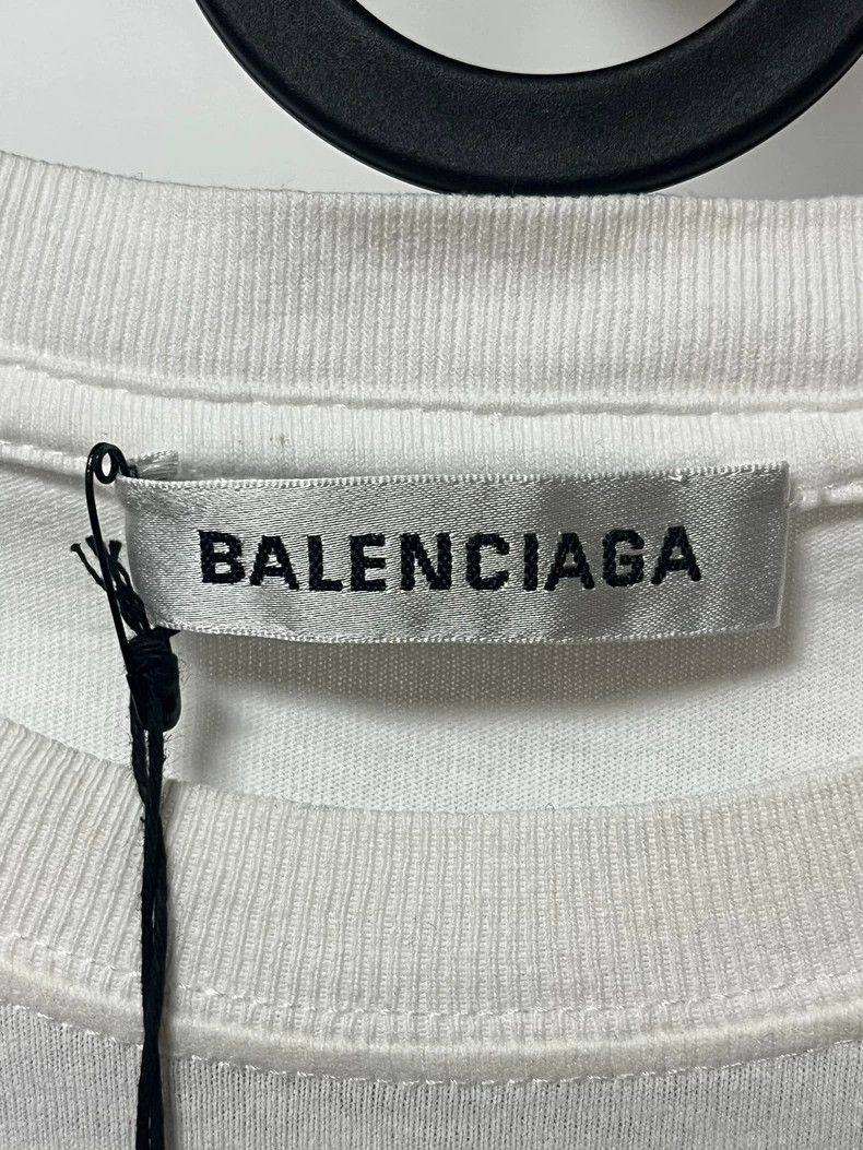 Balenciaga Balenciaga Classic White Lock Buckle SS18 Tee - dmc Size US S / EU 44-46 / 1 - 6 Thumbnail