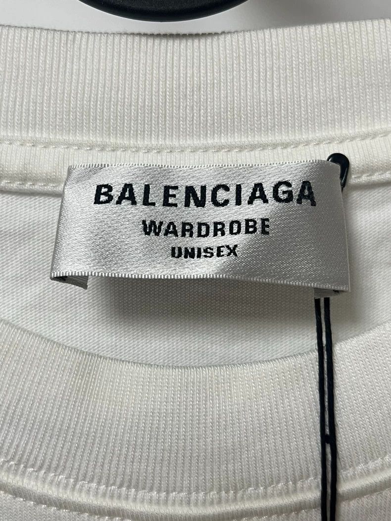 Balenciaga Balenciaga White Smiley Logo T-Shirt - dmc Size US M / EU 48-50 / 2 - 5 Thumbnail