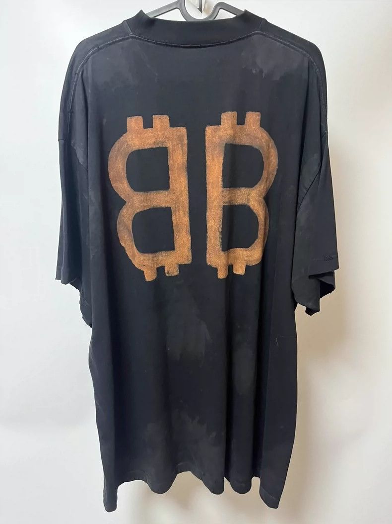 Balenciaga Balenciaga Black Bitcoin Short Sleeve T-shirt - dmc Size US M / EU 48-50 / 2 - 2 Thumbnail