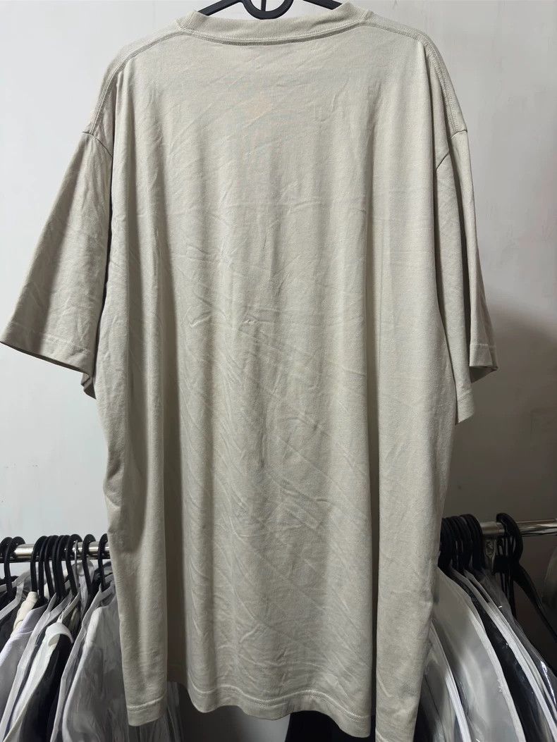 Balenciaga Balenciaga Paris Fashion Week T-shirt - dmc Size US XS / EU 42 / 0 - 2 Thumbnail