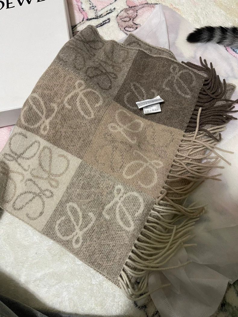 Loewe Loewe Patterned Scarf with Logo - dmc Size ONE SIZE - 2 Thumbnail