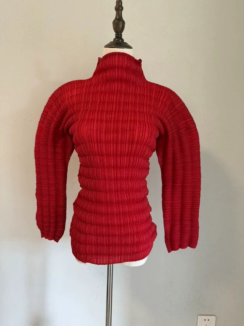 Issey Miyake Issey Miyake Main Line Pleated Red Top - dmc Size US M / EU 48-50 / 2 - 2 Thumbnail