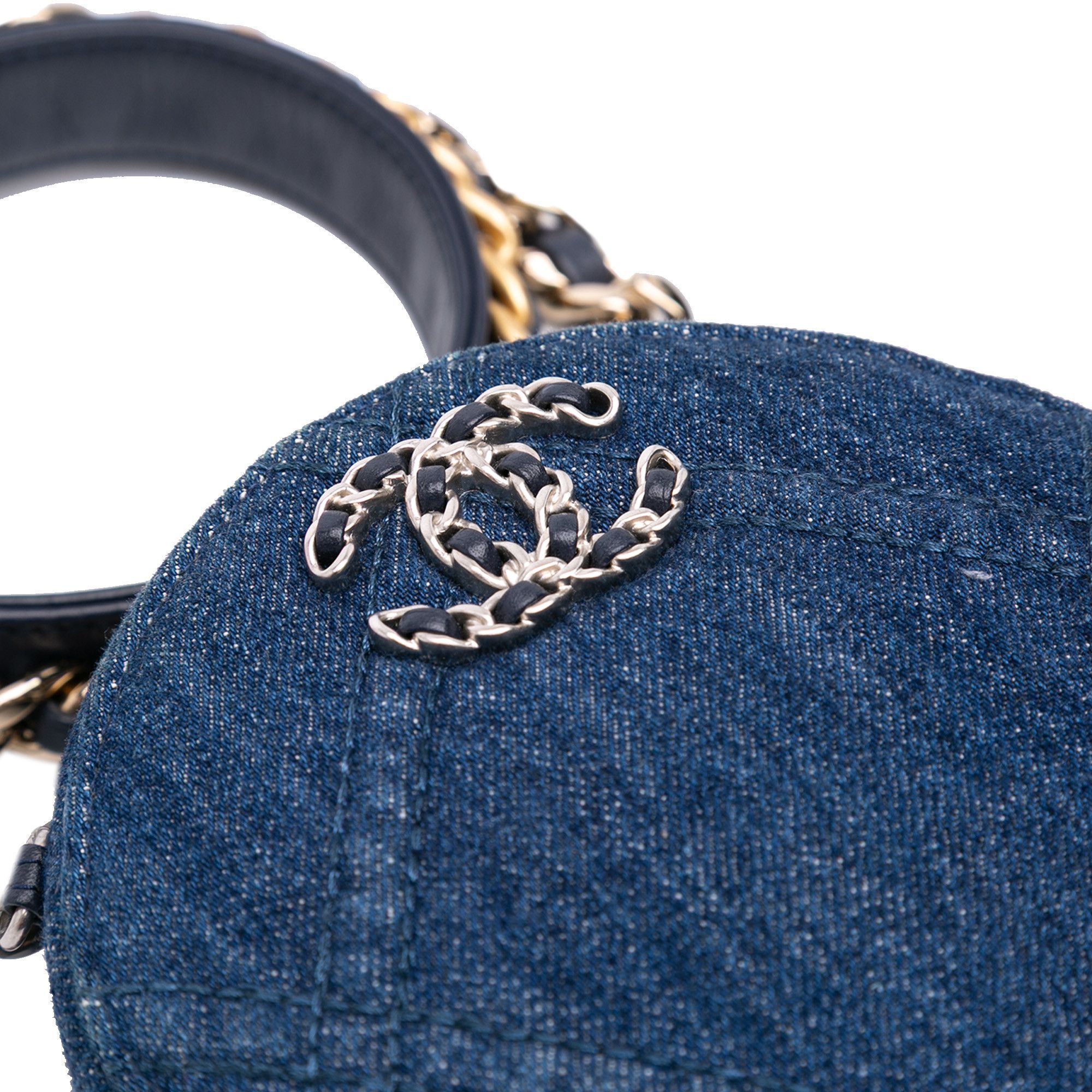Chanel Chanel Denim 19 Round Clutch with Chain Size ONE SIZE - 6 Thumbnail
