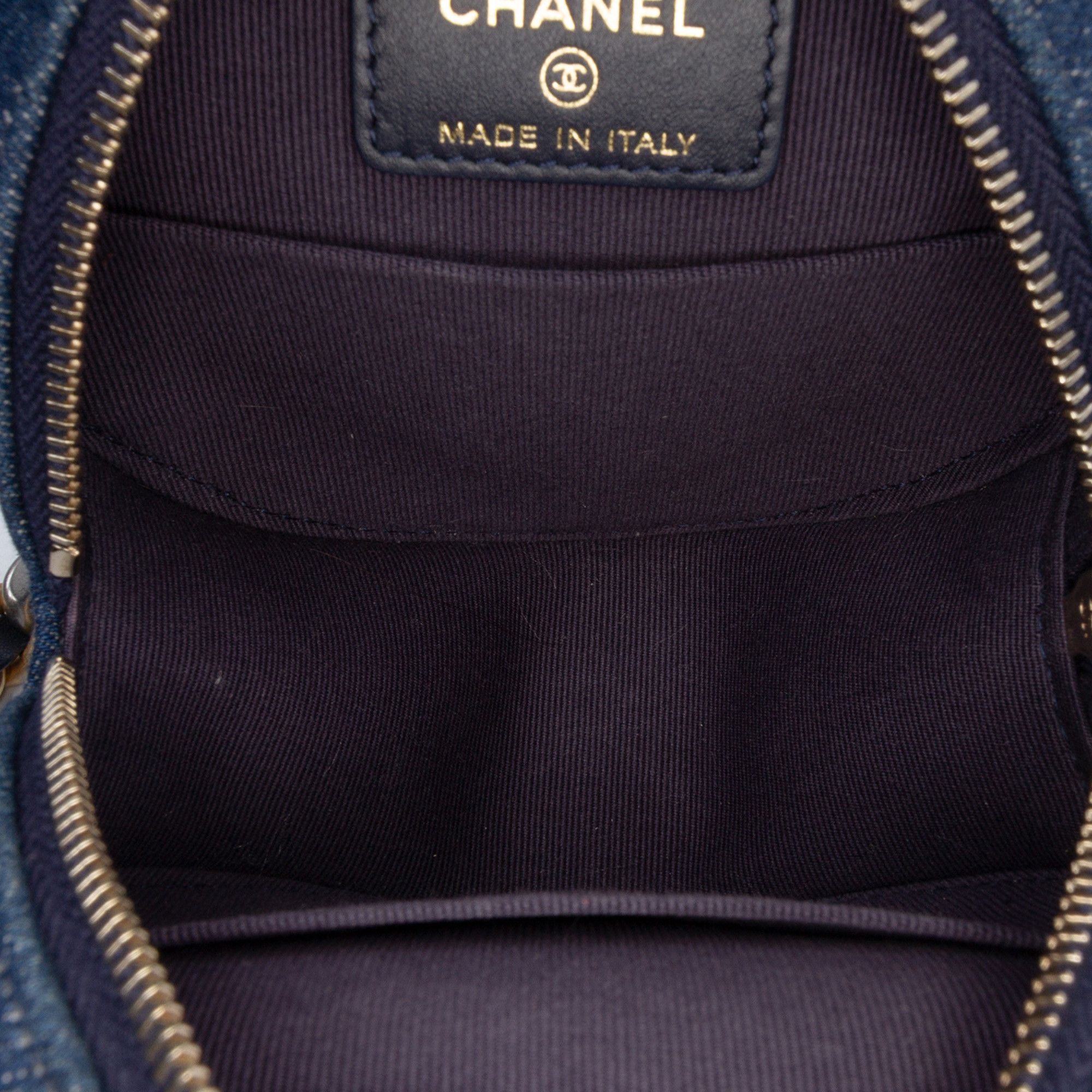 Chanel Chanel Denim 19 Round Clutch with Chain Size ONE SIZE - 4 Thumbnail