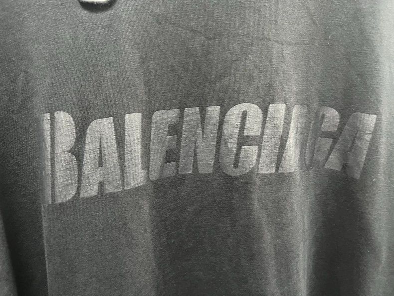 Balenciaga Balenciaga Black Distressed Logo Short Sleeve - dmc Size US S / EU 44-46 / 1 - 2 Thumbnail