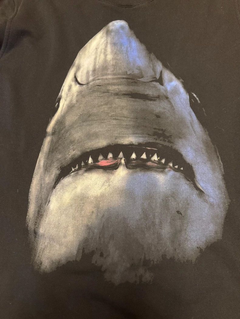 Givenchy Givenchy Shark Print Black Sweatshirt - dmc Size US L / EU 52-54 / 3 - 2 Thumbnail