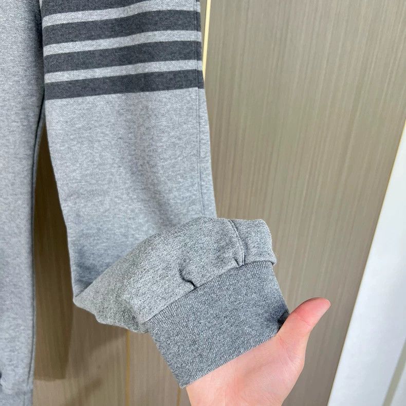 Thom Browne Thom Browne Gray Striped Knit Casual Pants - dmc Size US 30 / EU 46 - 4 Thumbnail