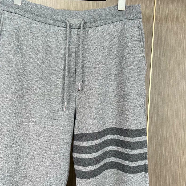 Thom Browne Thom Browne Gray Striped Knit Casual Pants - dmc Size US 30 / EU 46 - 3 Thumbnail