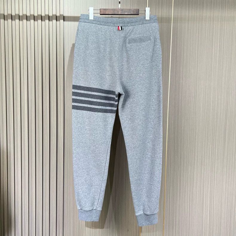Thom Browne Thom Browne Gray Striped Knit Casual Pants - dmc Size US 30 / EU 46 - 2 Thumbnail