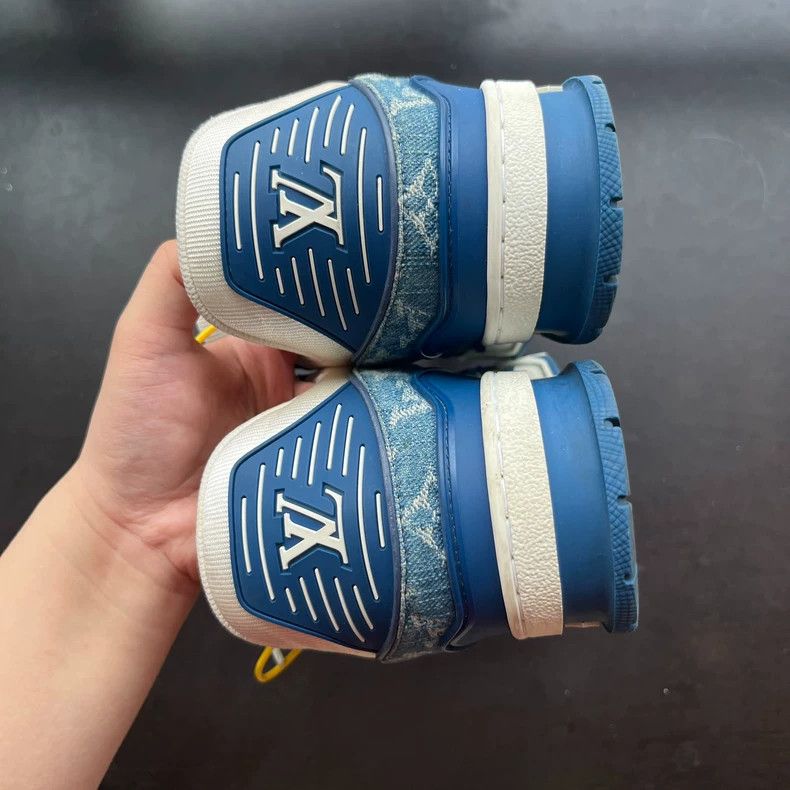 Louis Vuitton Louis Vuitton Trainer Sneakers Blue White - dmc Size US 9.5 / EU 42-43 - 3 Thumbnail