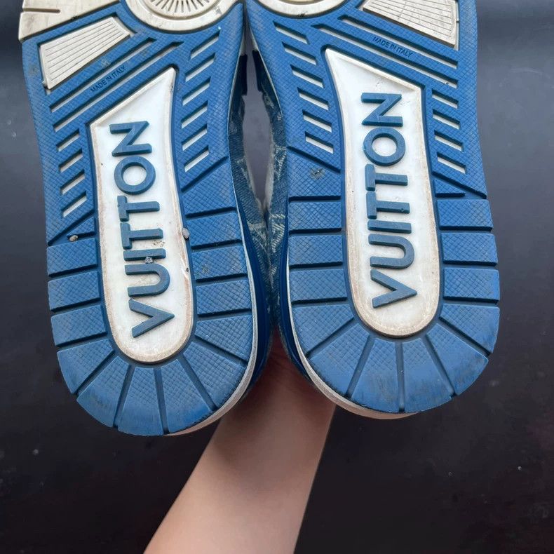 Louis Vuitton Louis Vuitton Trainer Sneakers Blue White - dmc Size US 9.5 / EU 42-43 - 8 Thumbnail