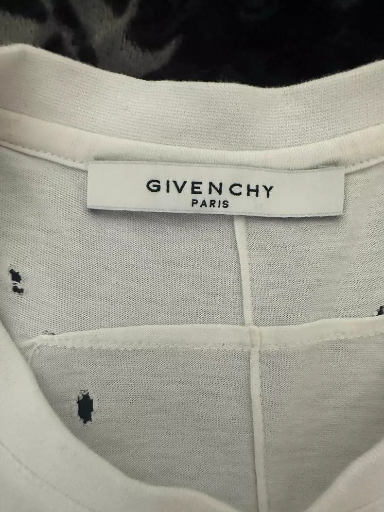 Givenchy Givenchy Paris Distressed Short Sleeve Tee - dmc Size US S / EU 44-46 / 1 - 2 Thumbnail