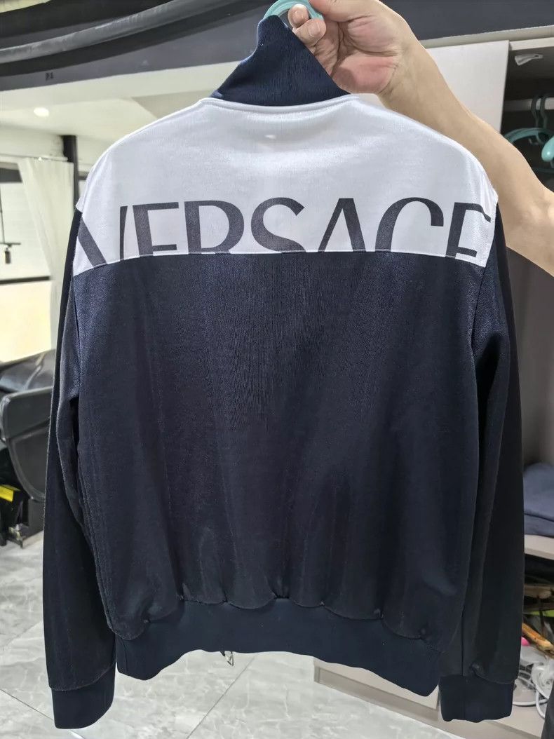 Versace Versace 2021 Logo Reflective Jacket - dmc Size US M / EU 48-50 / 2 - 8 Thumbnail