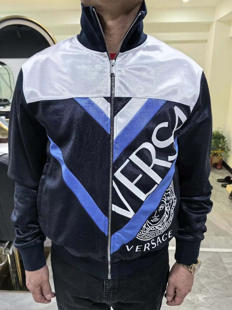 Versace Versace 2021 Logo Reflective Jacket - dmc Size US M / EU 48-50 / 2 - 2 Thumbnail
