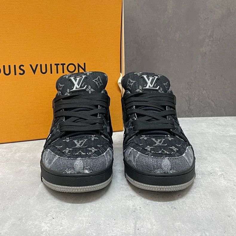 Louis Vuitton Louis Vuitton Trainer Low-Top Sneakers - dmc Size US 10.5 / EU 43-44 - 2 Thumbnail