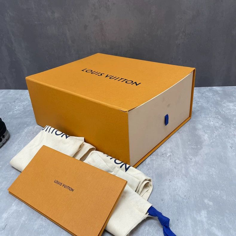 Louis Vuitton Louis Vuitton Trainer Low-Top Sneakers - dmc Size US 10.5 / EU 43-44 - 9 Thumbnail
