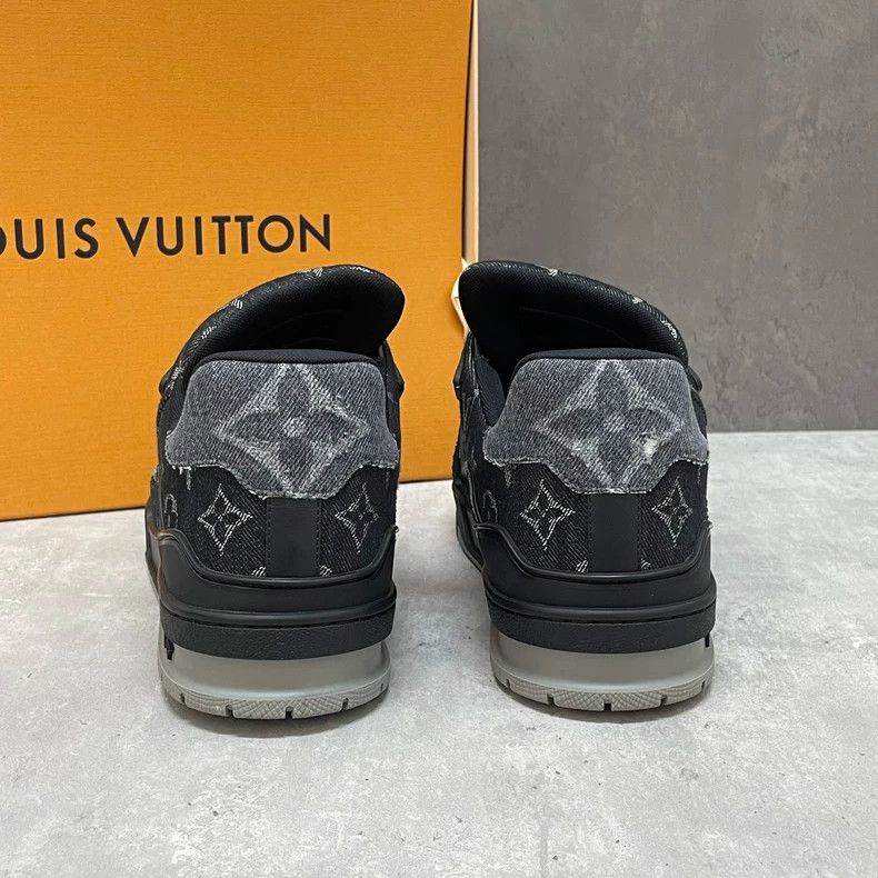 Louis Vuitton Louis Vuitton Trainer Low-Top Sneakers - dmc Size US 10.5 / EU 43-44 - 3 Thumbnail