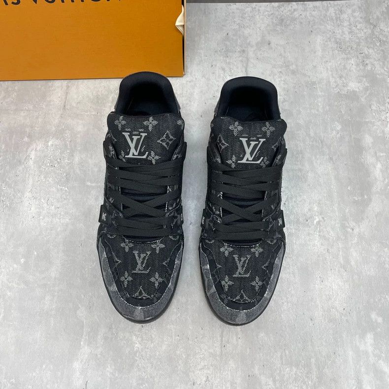 Louis Vuitton Louis Vuitton Trainer Low-Top Sneakers - dmc Size US 10.5 / EU 43-44 - 7 Thumbnail