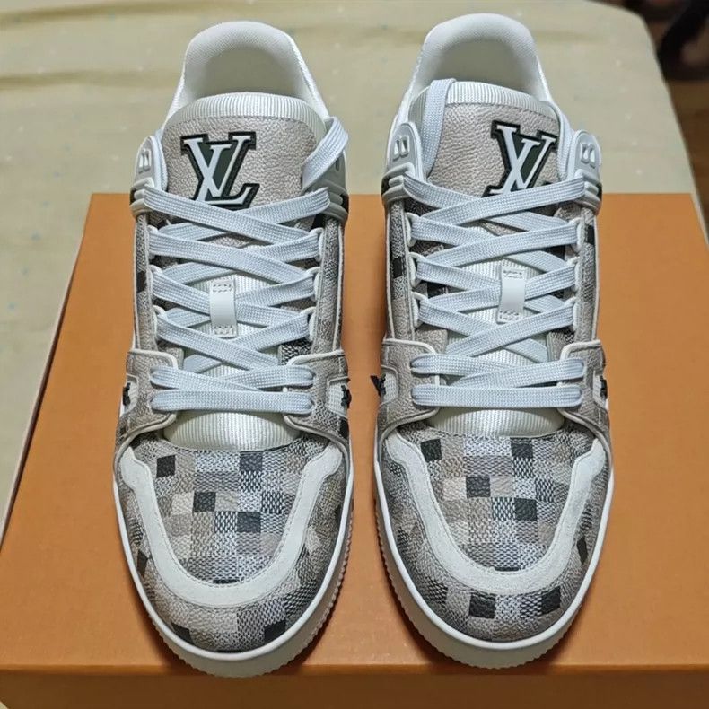 Louis Vuitton LV Trainer Year of Snake Limited - dmc Size US 8 / EU 41 - 2 Thumbnail